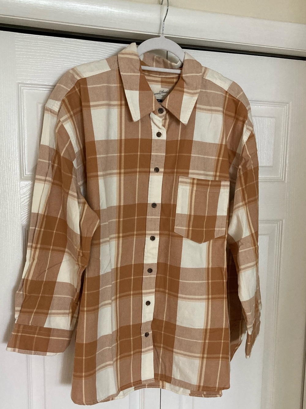Mens Cream and Tan Plaid Button-Down flannel Shirt